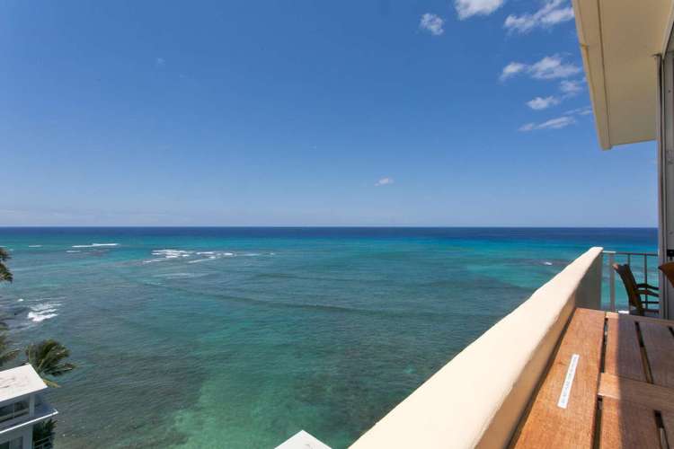Diamond Head Oceanfront Penthouse 01 Preview 0