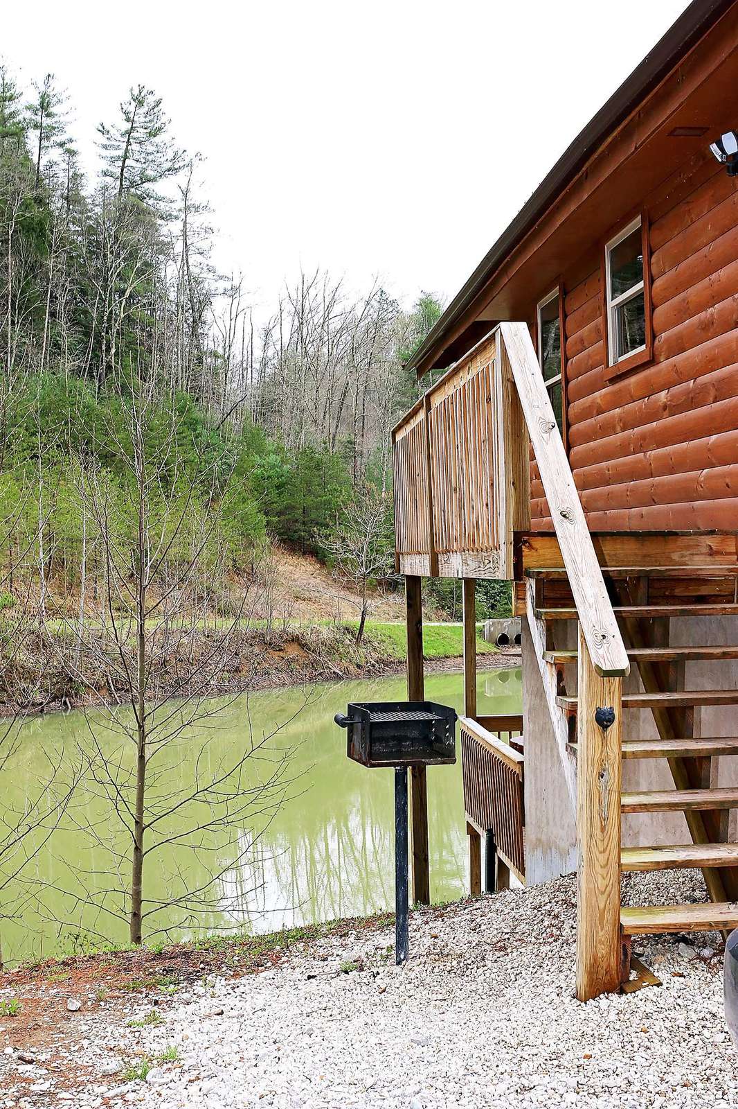 Sundance on the Lake | Natural Bridge Cabin Rental