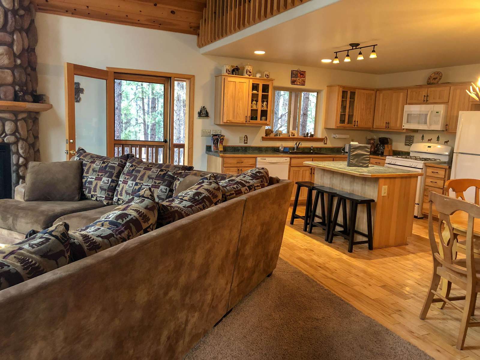 From Greatroom to Kitchen