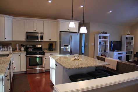 New Kitchen fully appointed