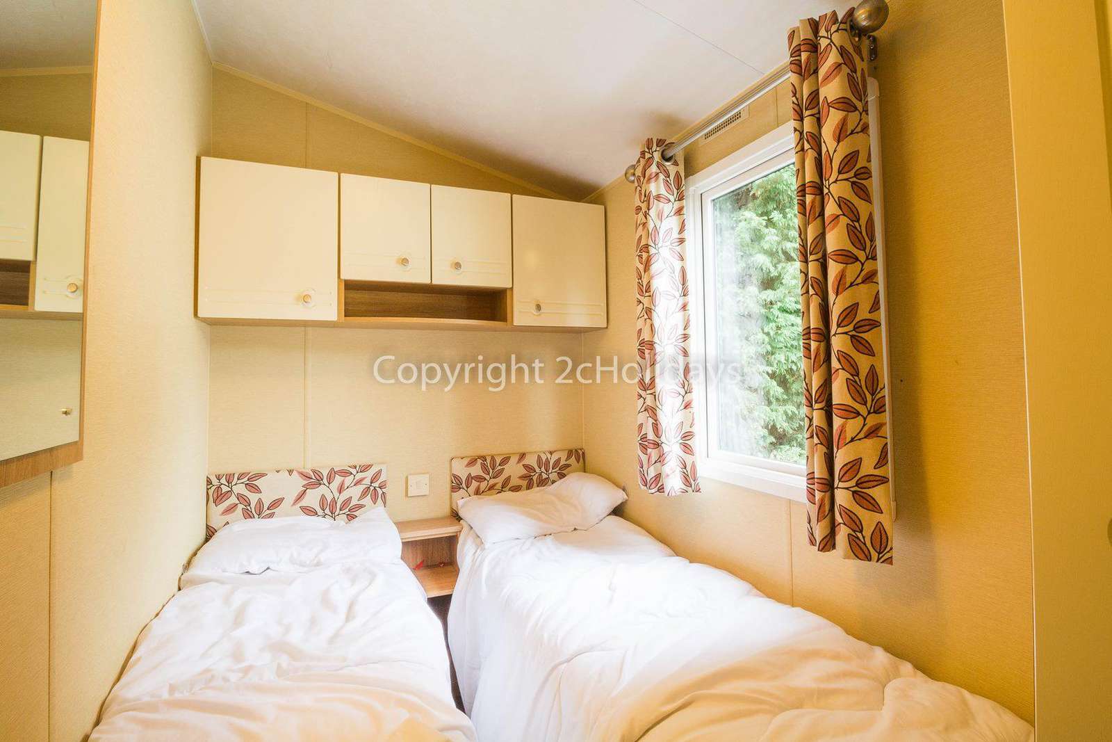 So many families have enjoyed a great break in this 8 berth luxury caravan at Wild Duck Holiday Park.