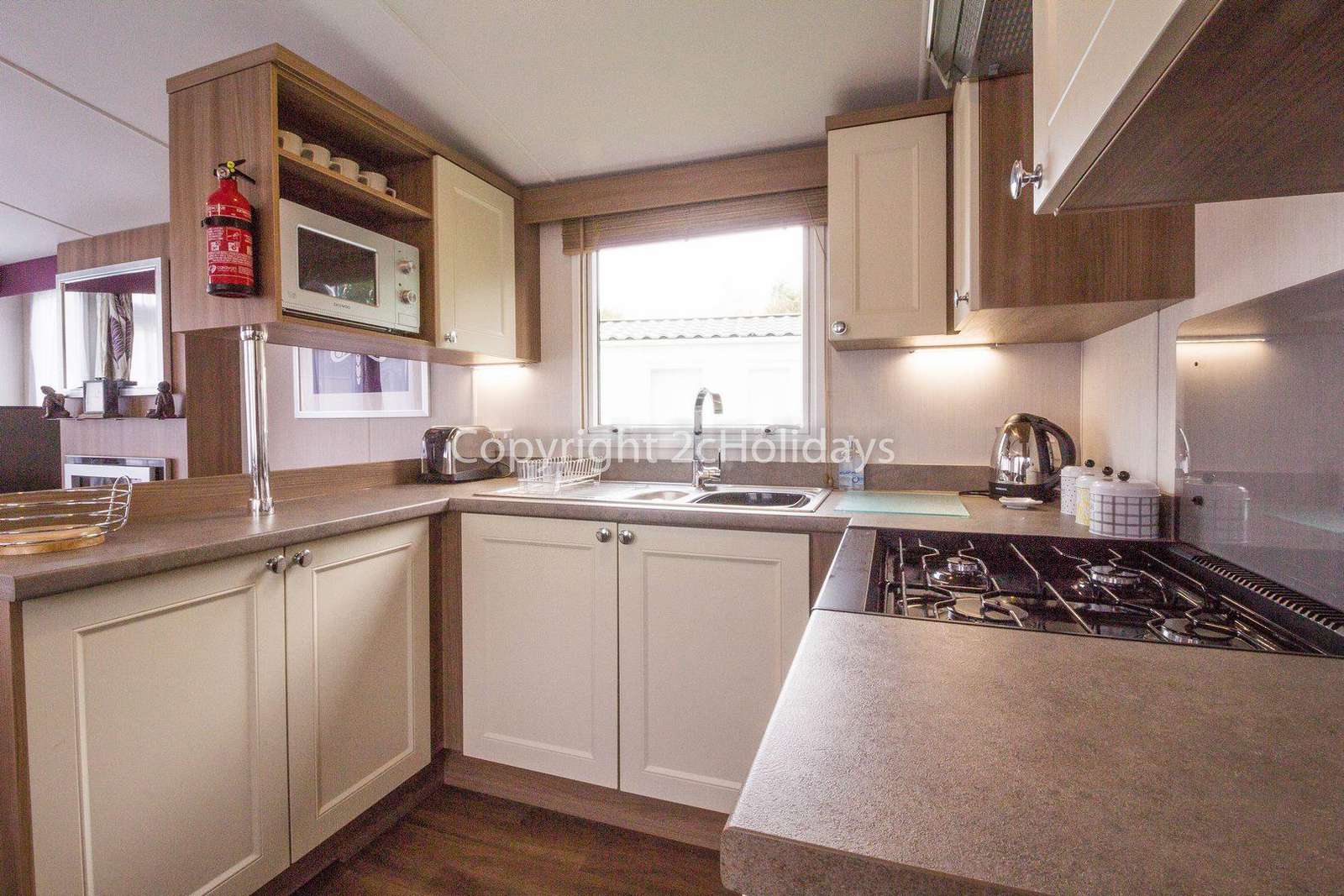 A fully equipped kitchen, perfect for self-catering holidays!