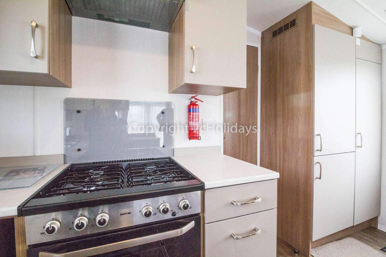 Static home for hire at the Hopton Holiday Village