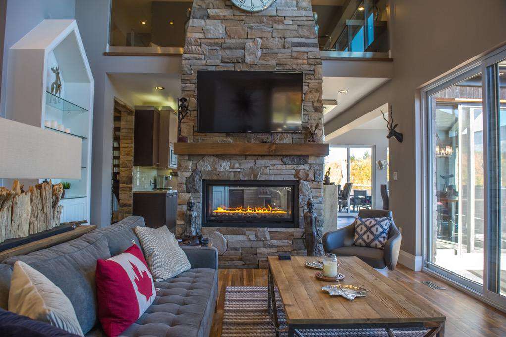 Great room with gas fireplace