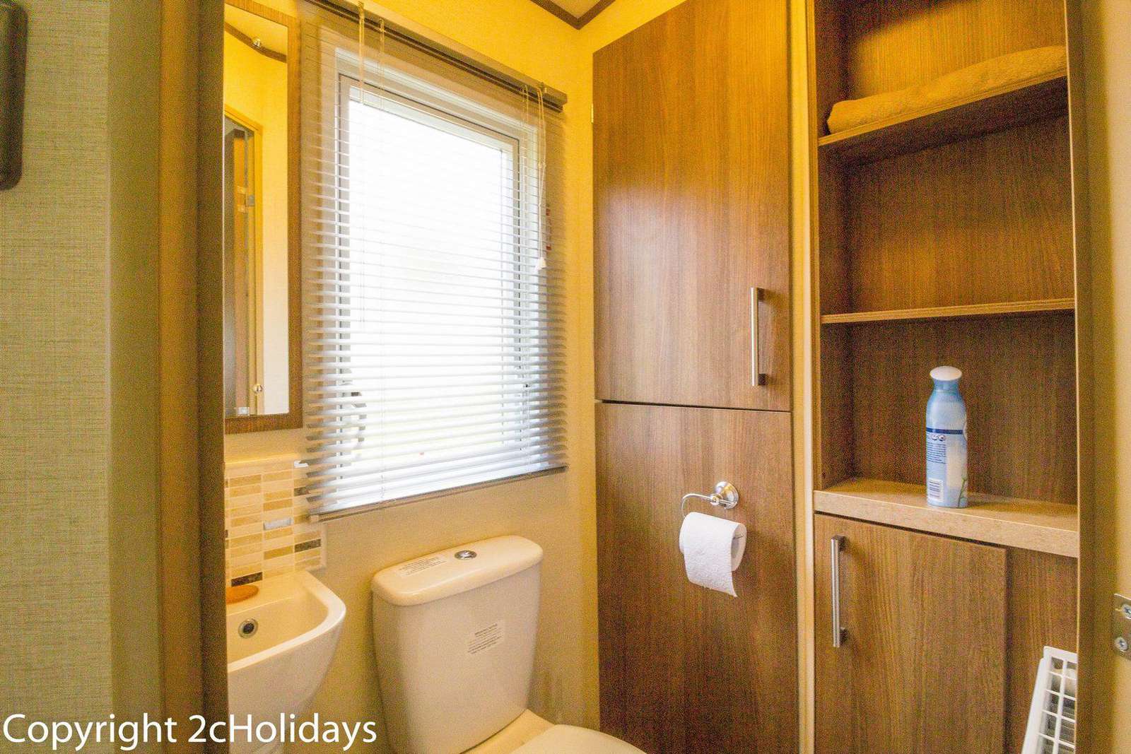 Park Holidays- Carlton Meres Holiday Park, in Saxmundham