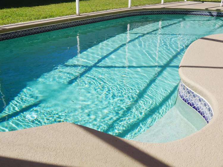 DL Four Bed Villa with South facing pool! Preview 0