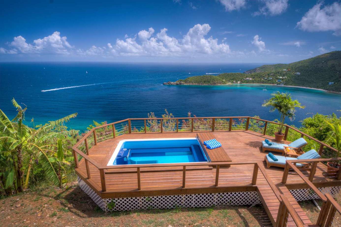 Private deck with plunge pool and panoramic ocean views