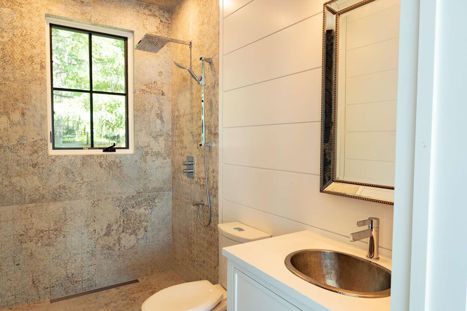 Boathouse Bathroom