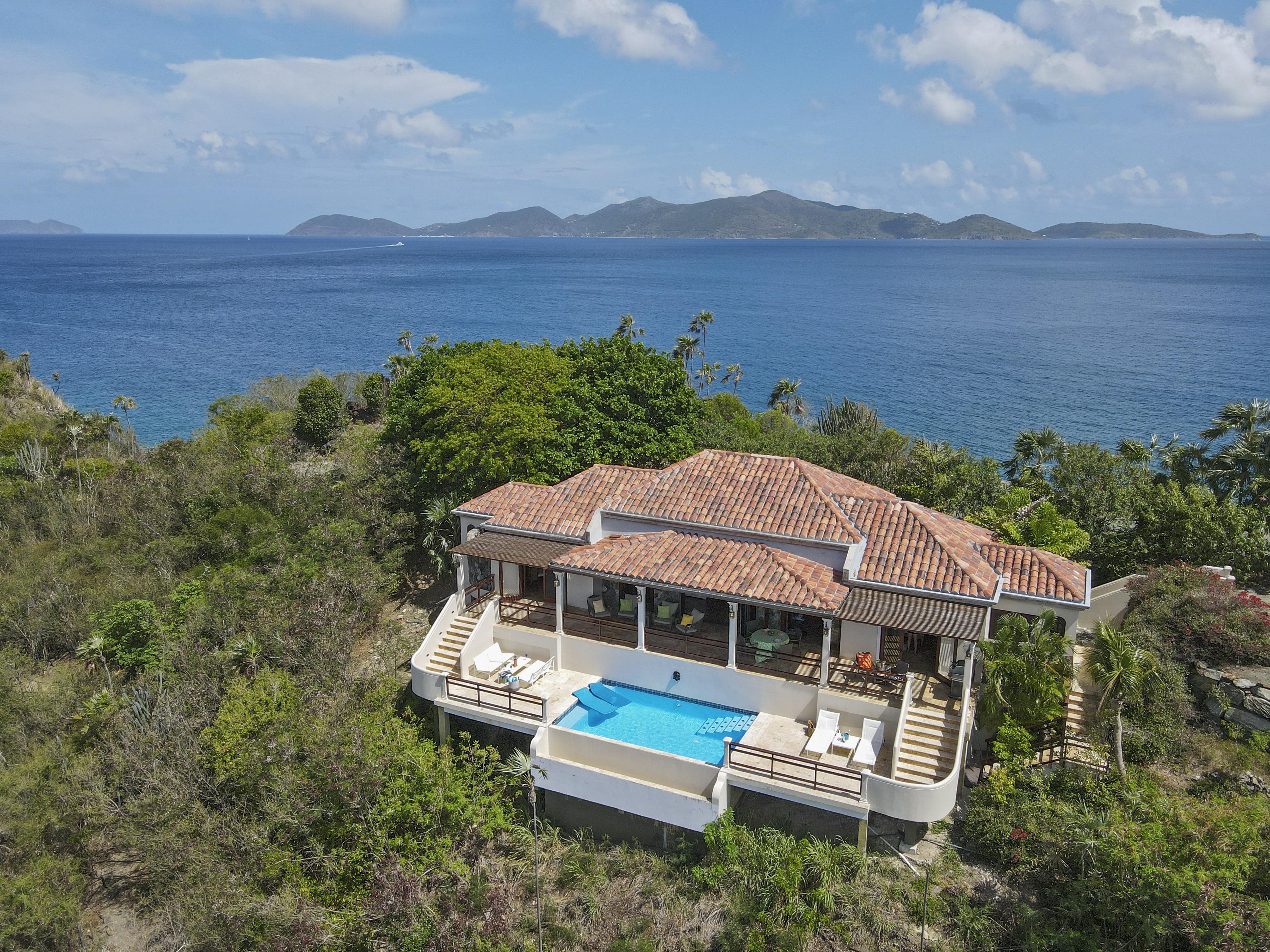 Blackbeard’s Hideaway, West End, Tortola