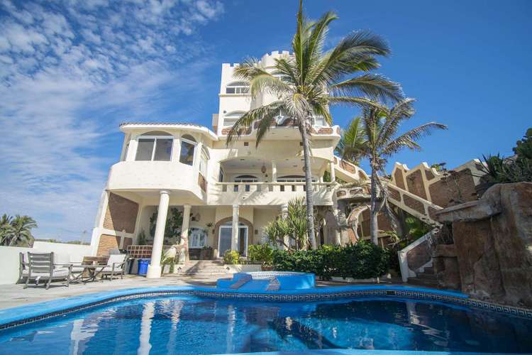 Sandcastle Beachfront Villa with Pool Preview