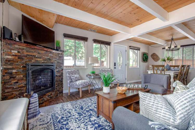 Tooch Villa – Spa, Games,3BR, 2BA, Hot Tub Preview 0