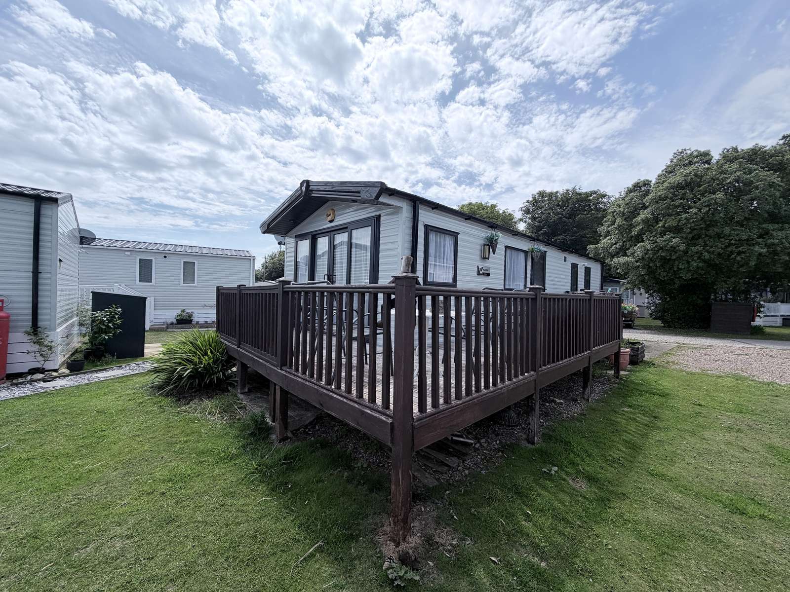 The Suffolk Coast is calling—spend your evenings on your caravan decking, watching the stars. - property