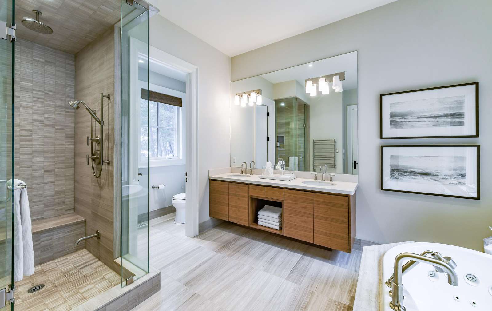Primary Bedroom Ensuite