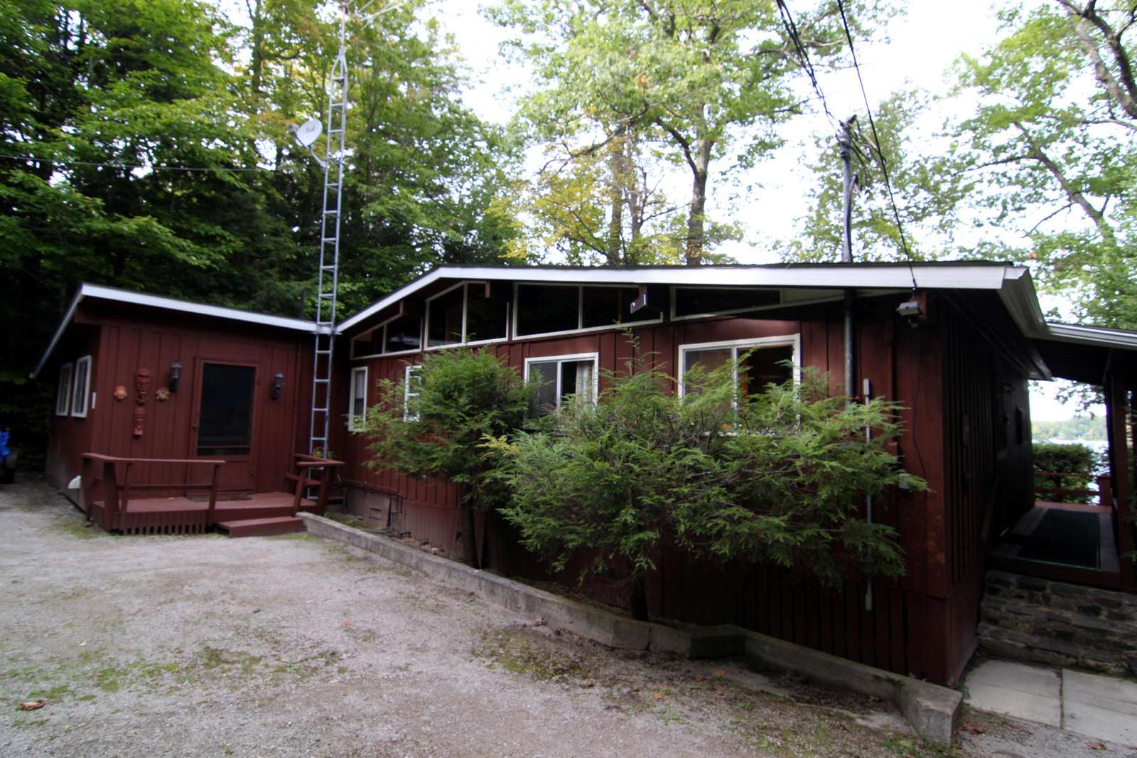 Main Cottage