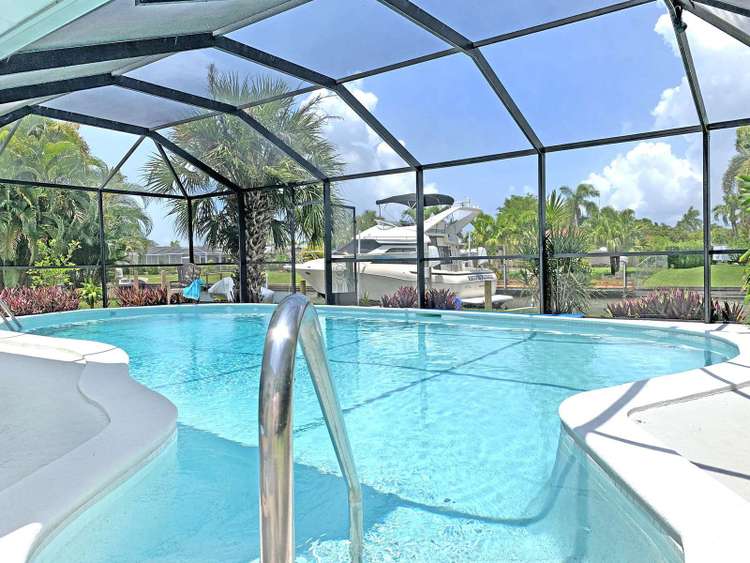 Villa White Heron Preview 0