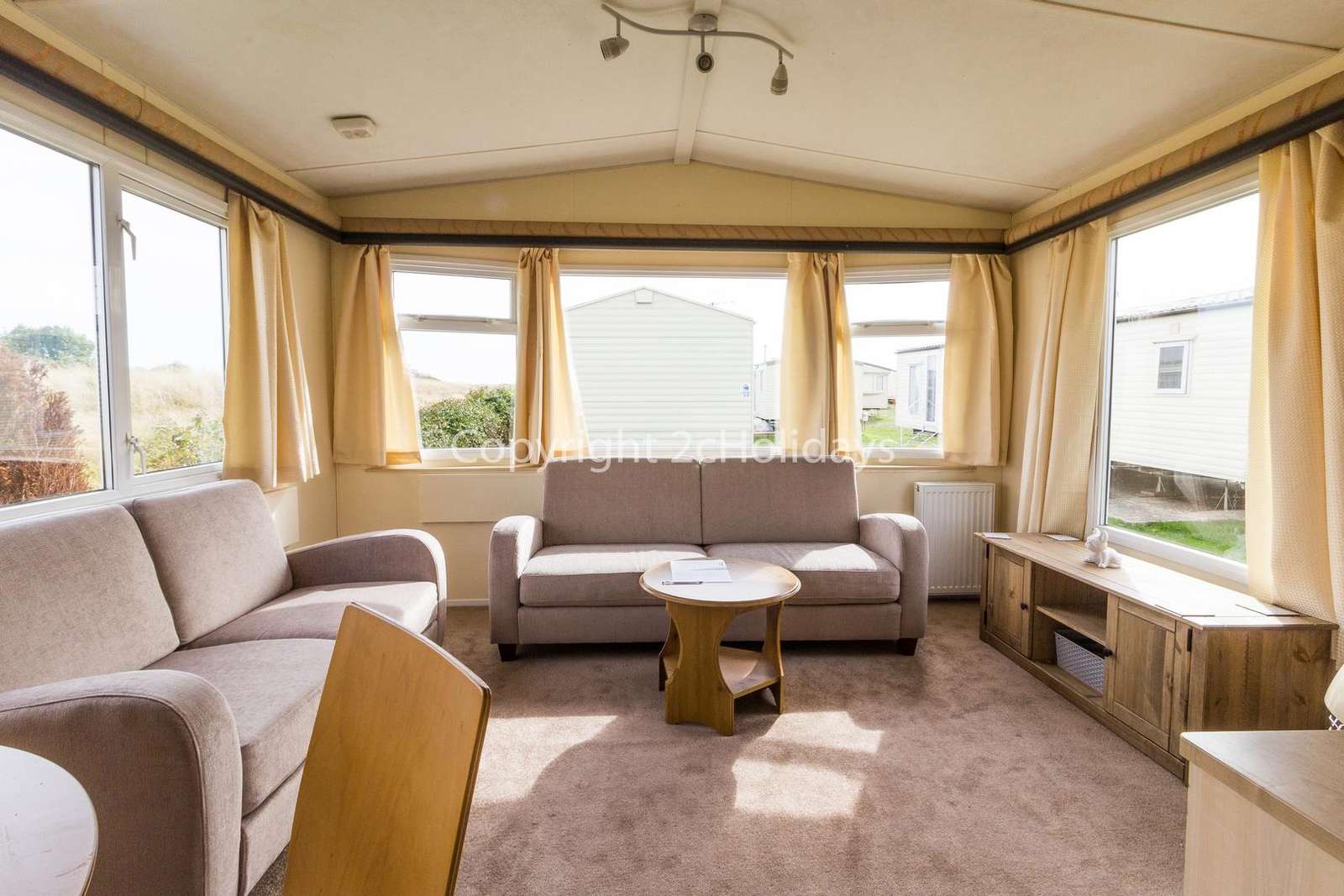 Caravan for hire in Clacton-On-Sea