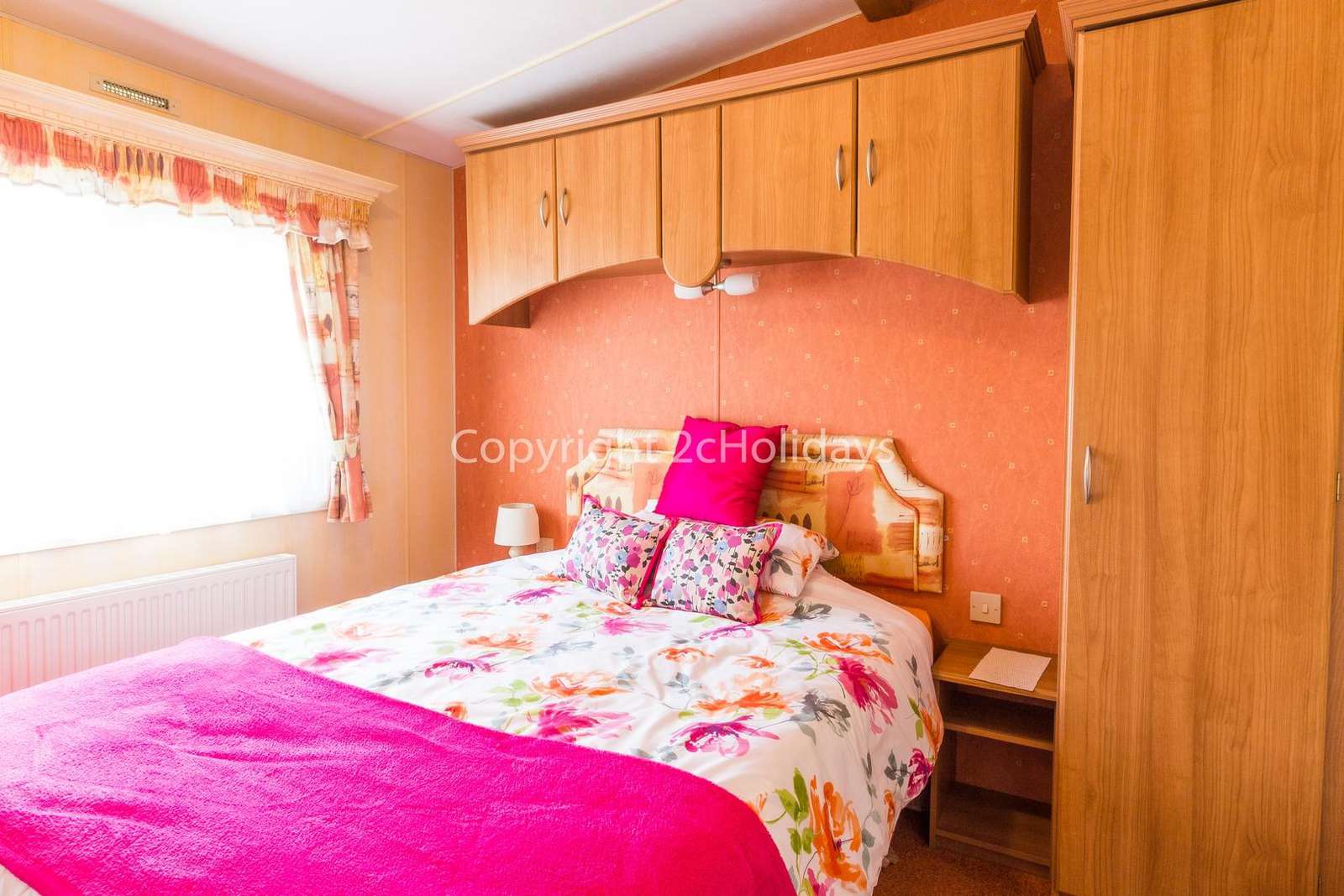 Peaceful walks around Broadland Sands Holiday Park