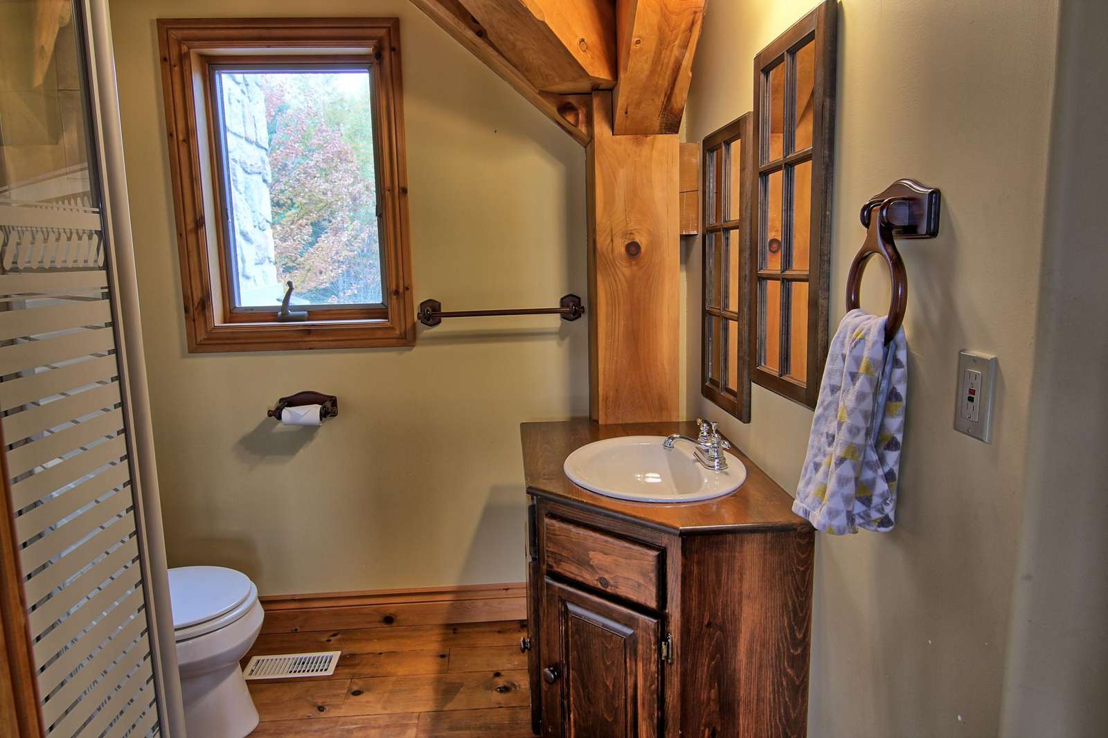 Upper Level Bathroom