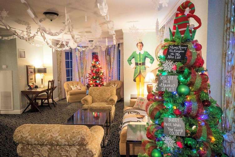 Santa’s Elf Lodgings Preview 0