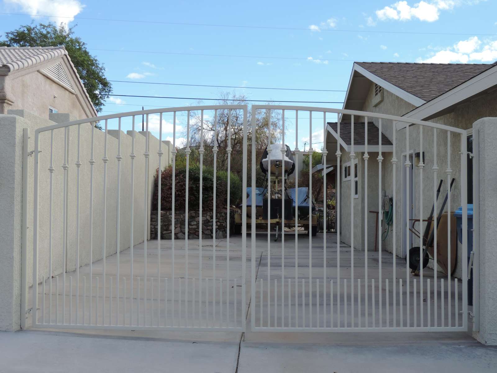 Wow~ 18x53' of toy parking