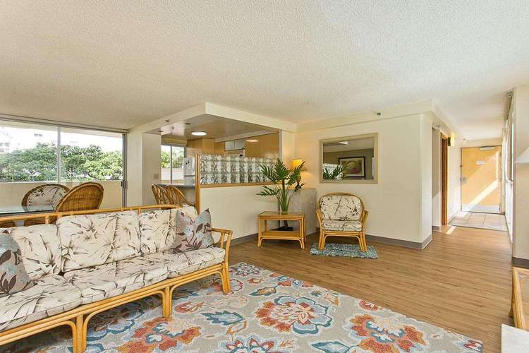Diamond Head 501 Oceanfront Lanai & Full Kitchen Preview 0