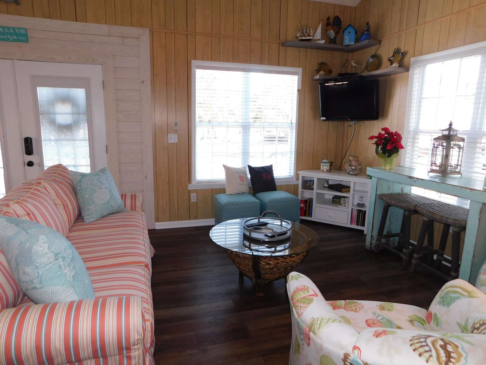 Flat Screen Tv WIFI included