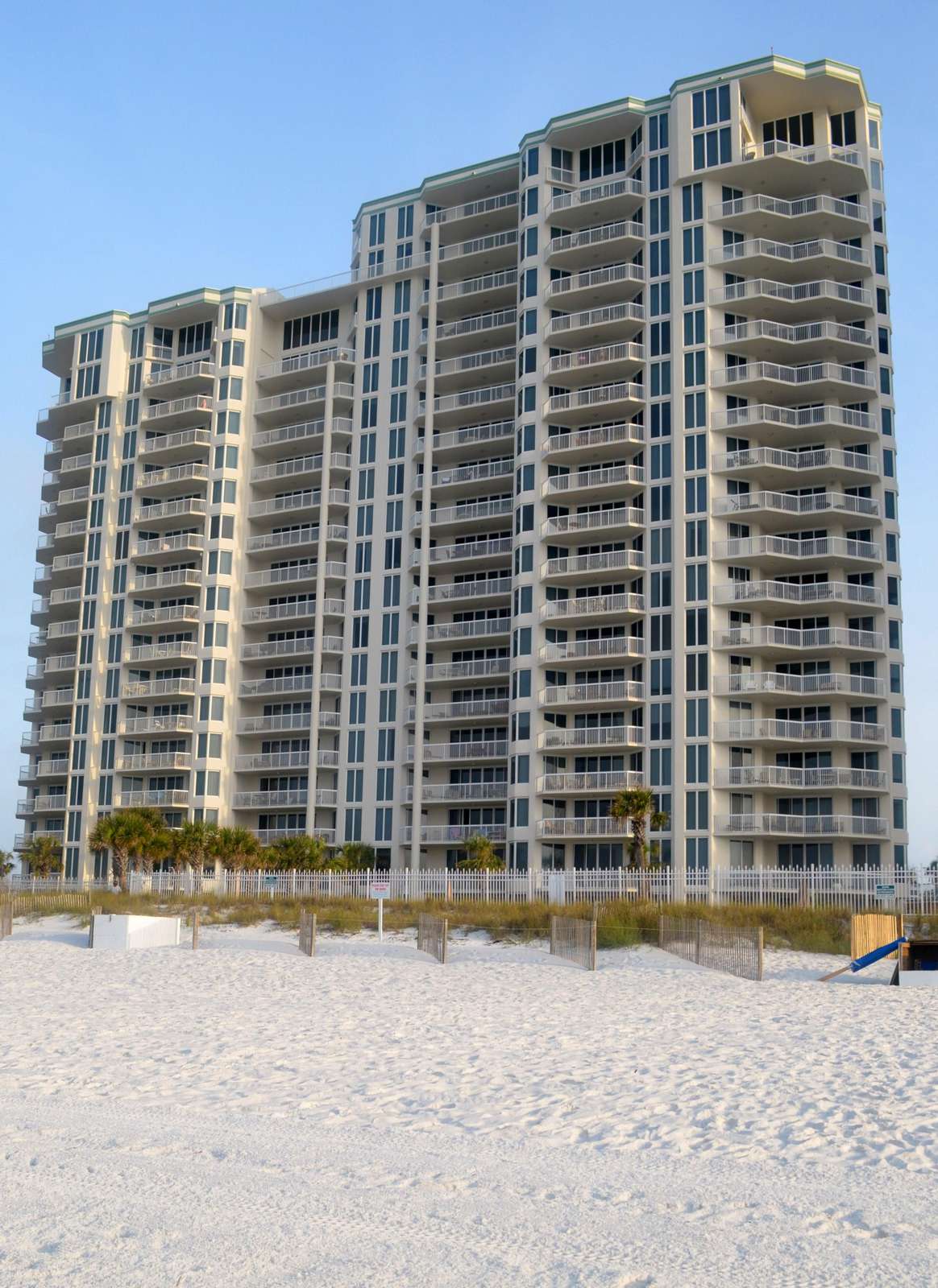Gorgeous and beautifully kept Silver Beach Towers