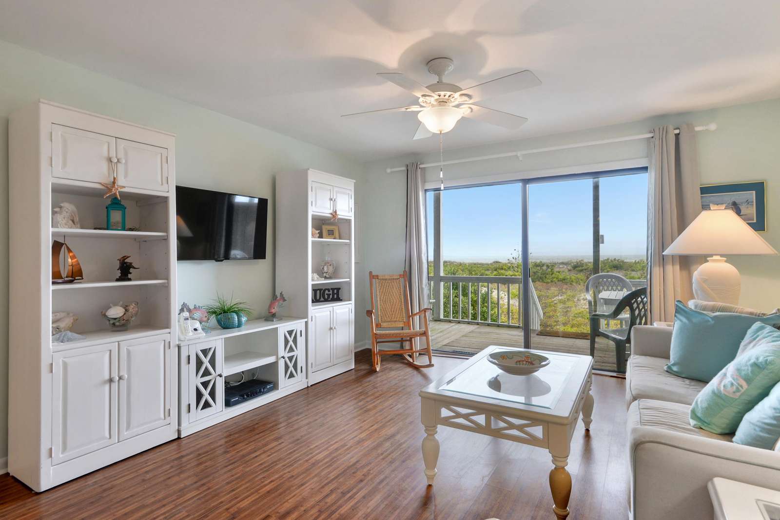 Living room - property