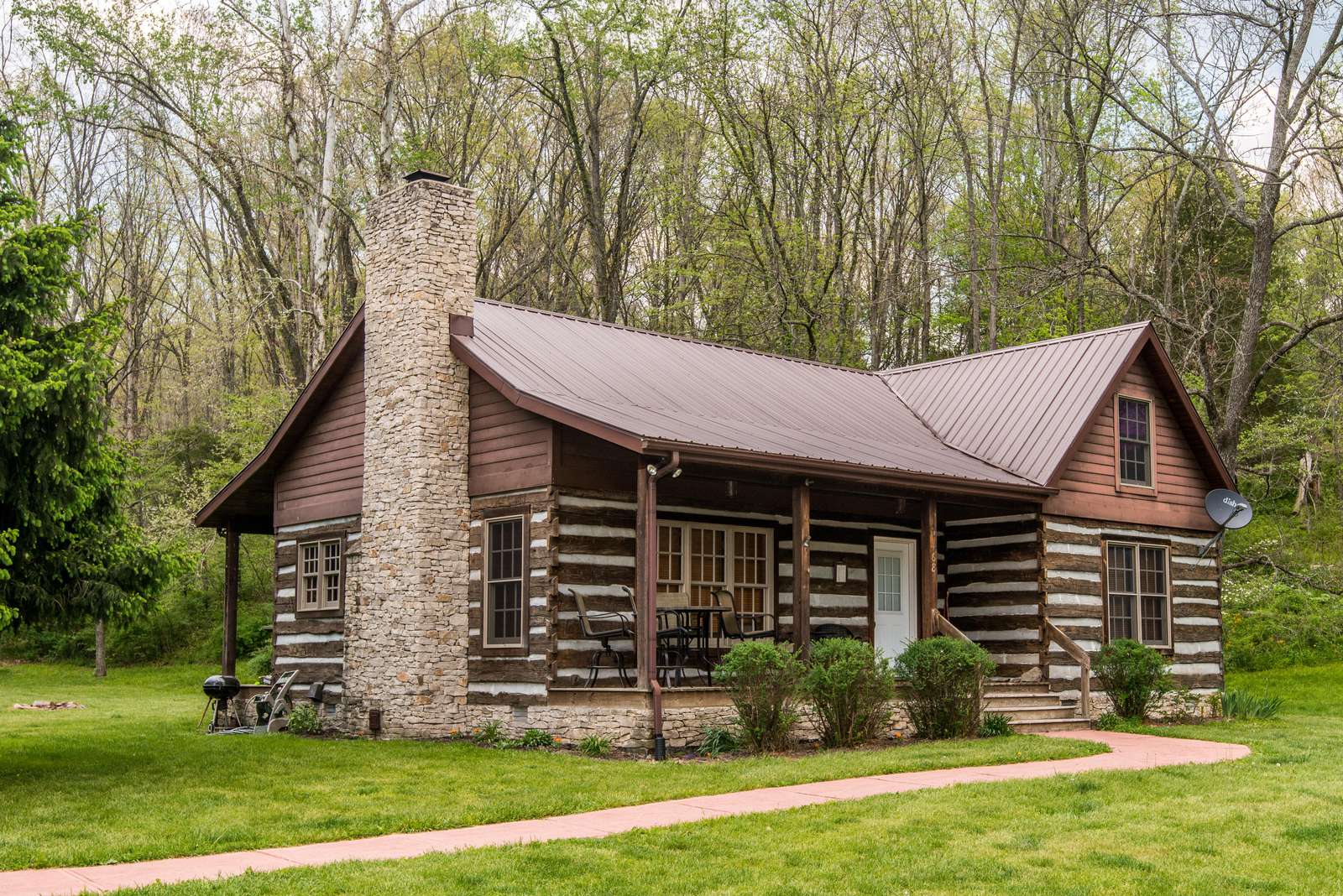 Serendipity Park Log Cabin - property