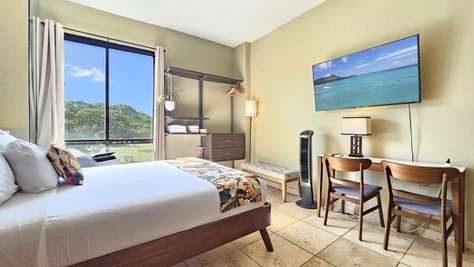 Waikiki Grand Suite 216