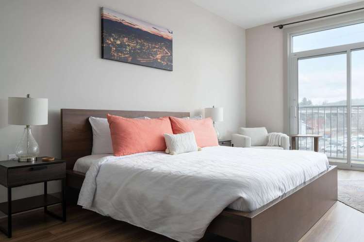 Studio King Suite with Kitchen | 302 Preview 0