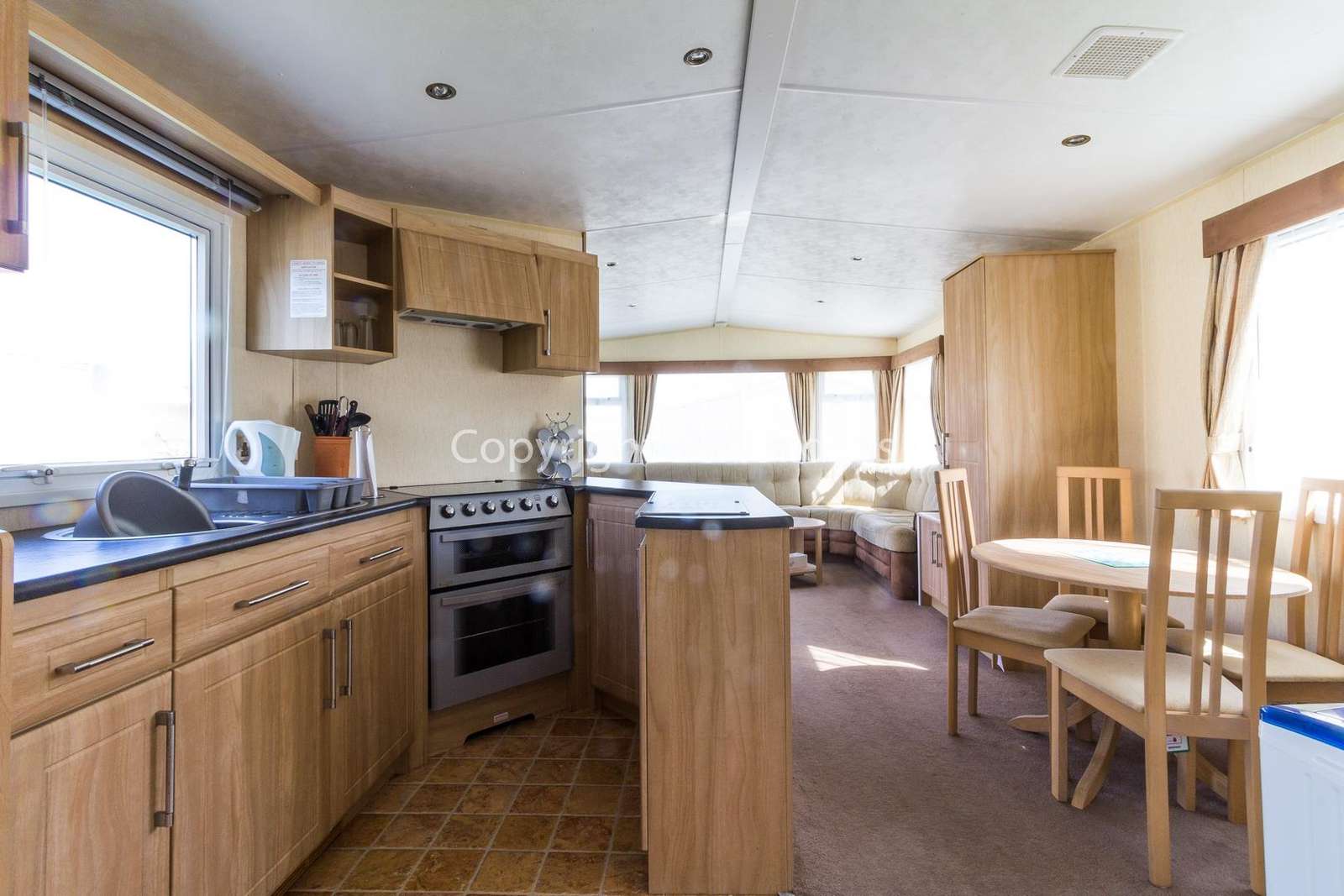 Open plan kitchen/dining area, ideal for families