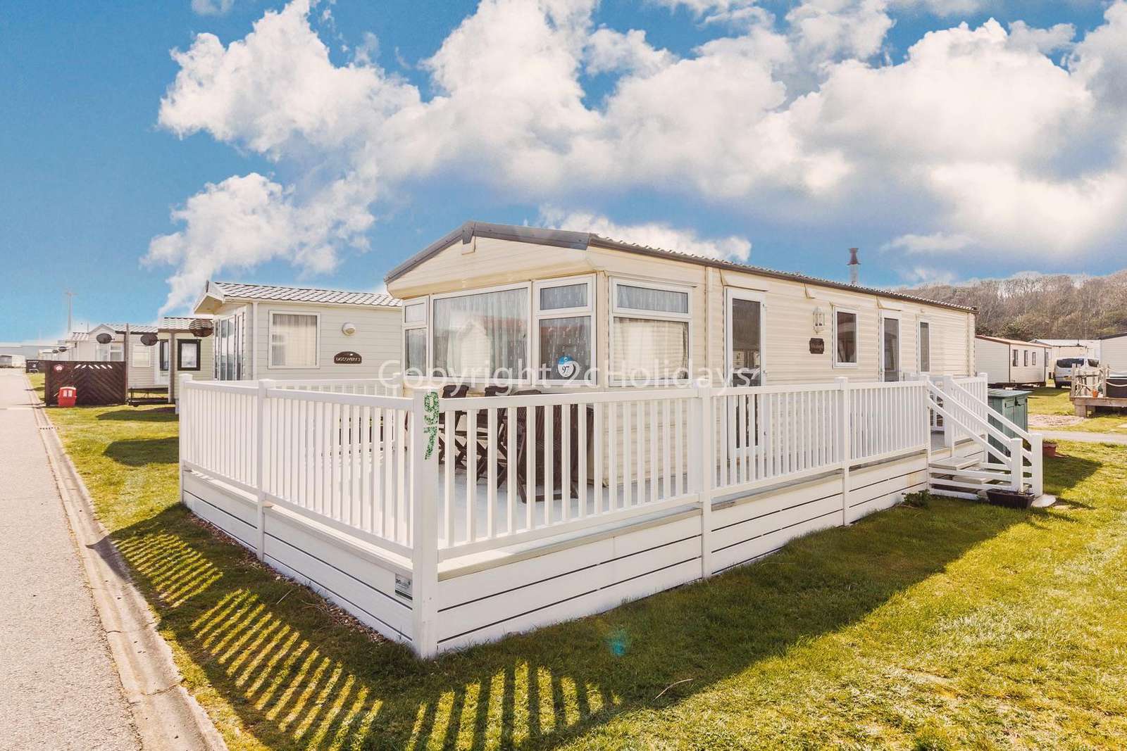 Perfect for seaside break with the beach only a 5 minute walk away!