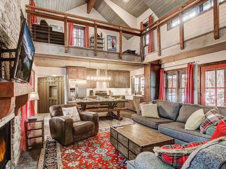 Heavenly Hideaway 4BR,4BA, Hot Tub Preview 0