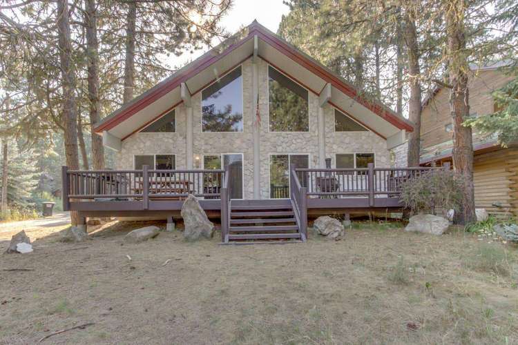 Properties MCCALL CABINS Vacation Rentals in McCall, Idaho