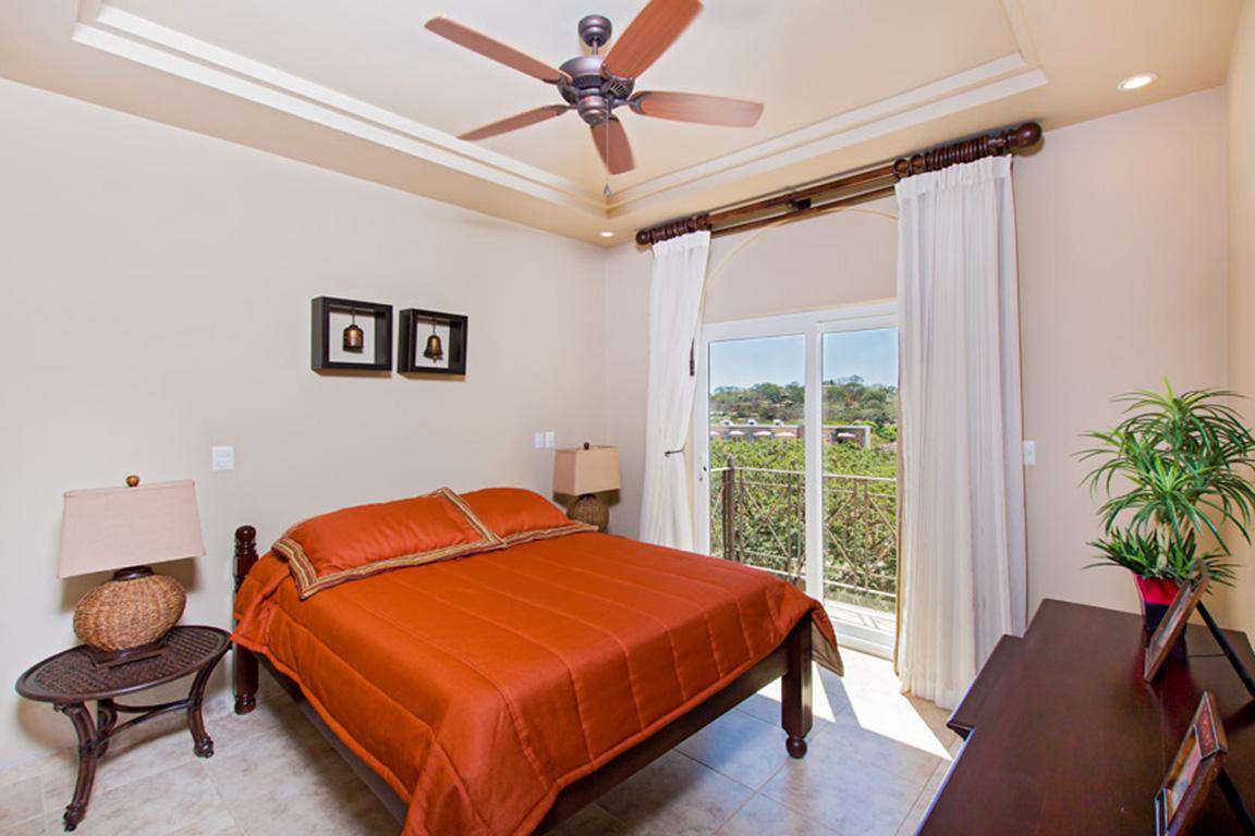 Guest bedroom, full private bathroom