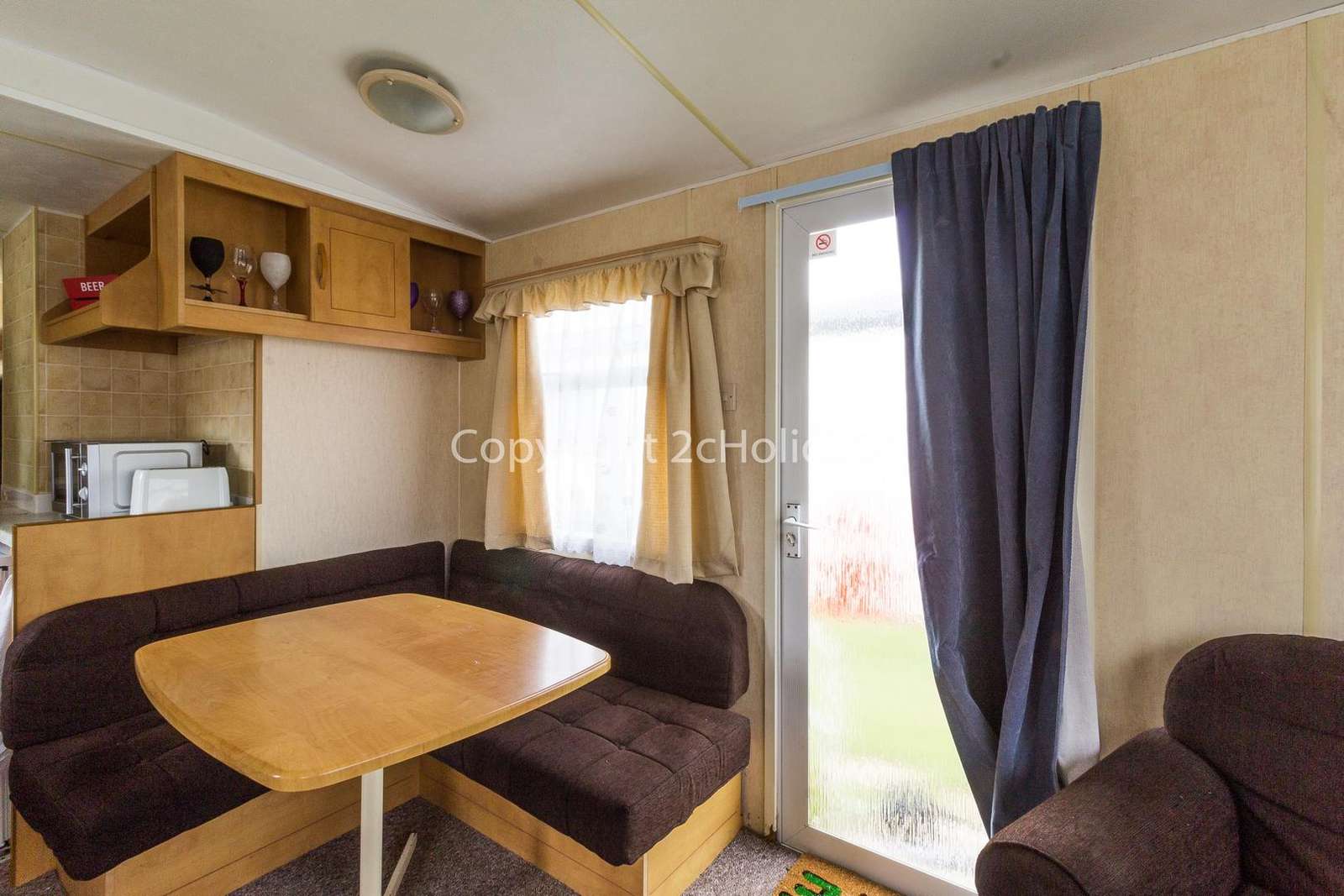 Dining area ideal for self-catering breaks!