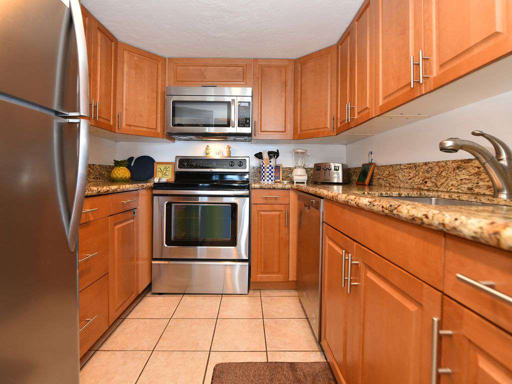 Beautifully remodeled Kitchen with Stainless Steal Appliances