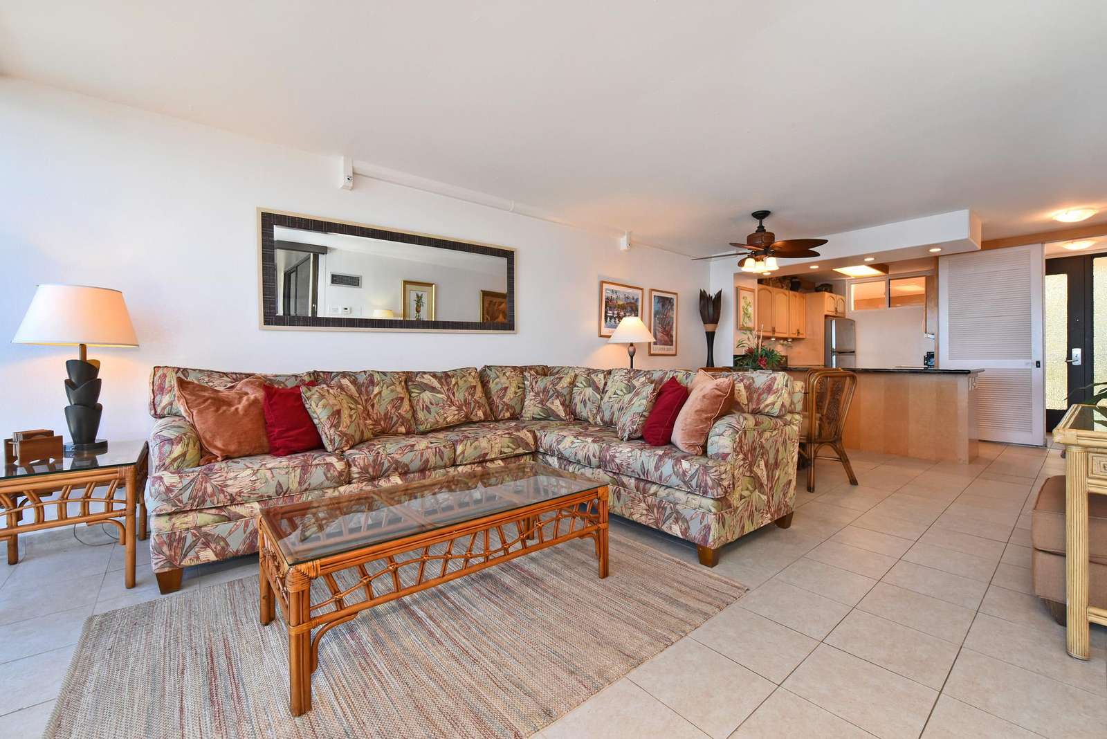 Living Room w/Sofa Bed