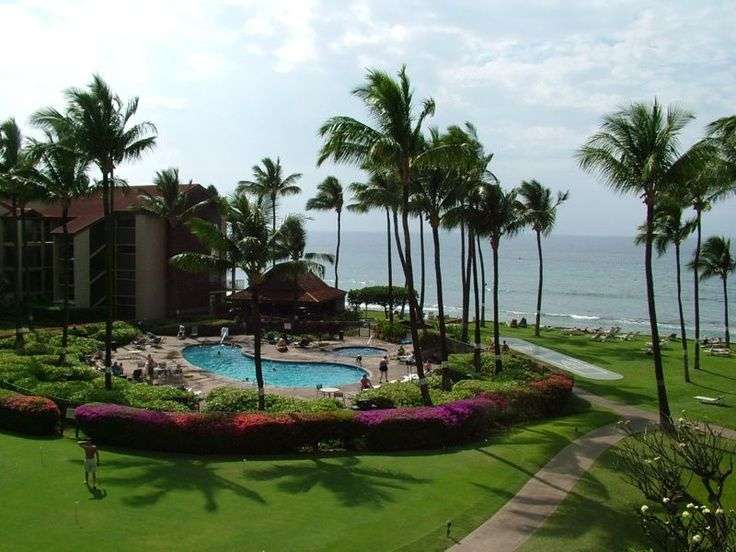 View of Papakea property pool and ocean