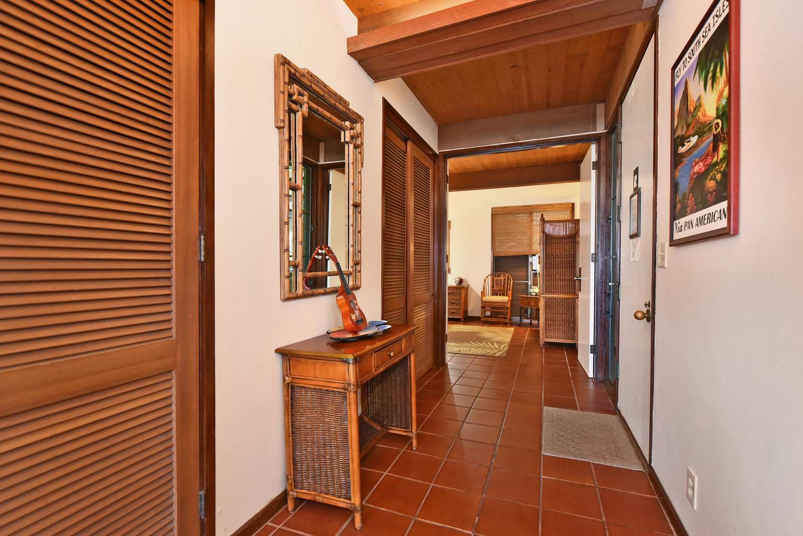 Entry / Hallway