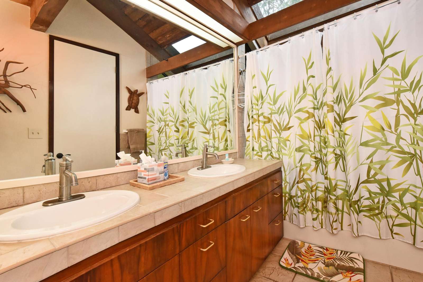 Master Bath En Suite