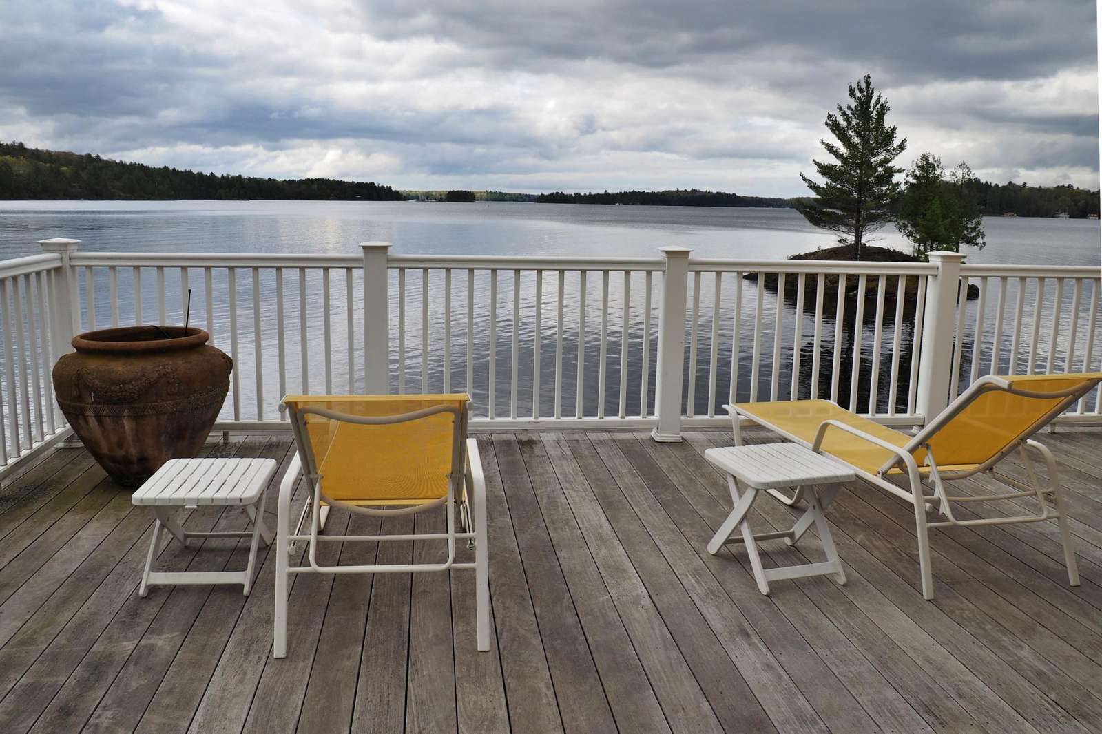 Boathouse Loungers