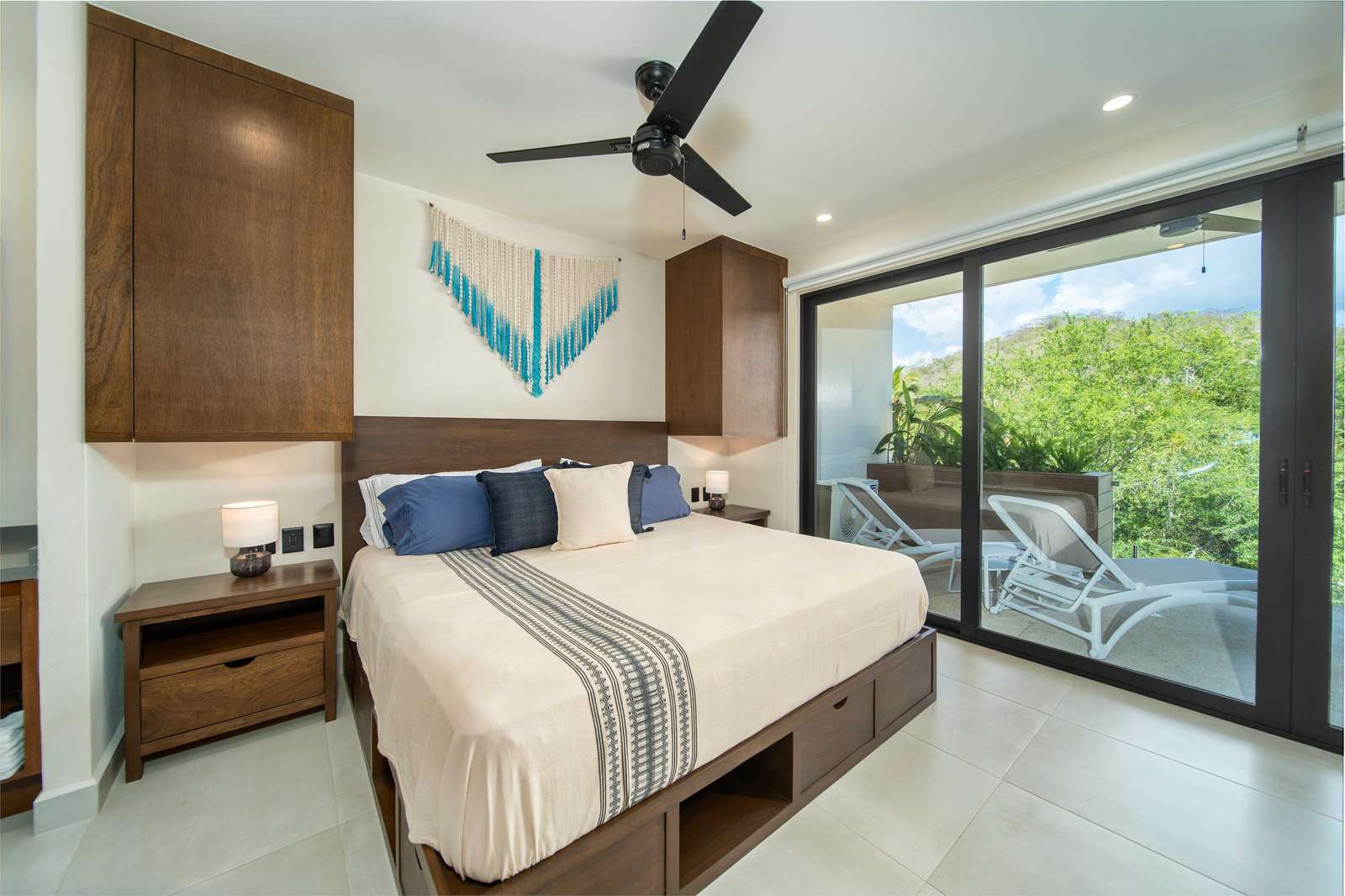 77346 – Ziba Condos & Suites | Bayside Vacations