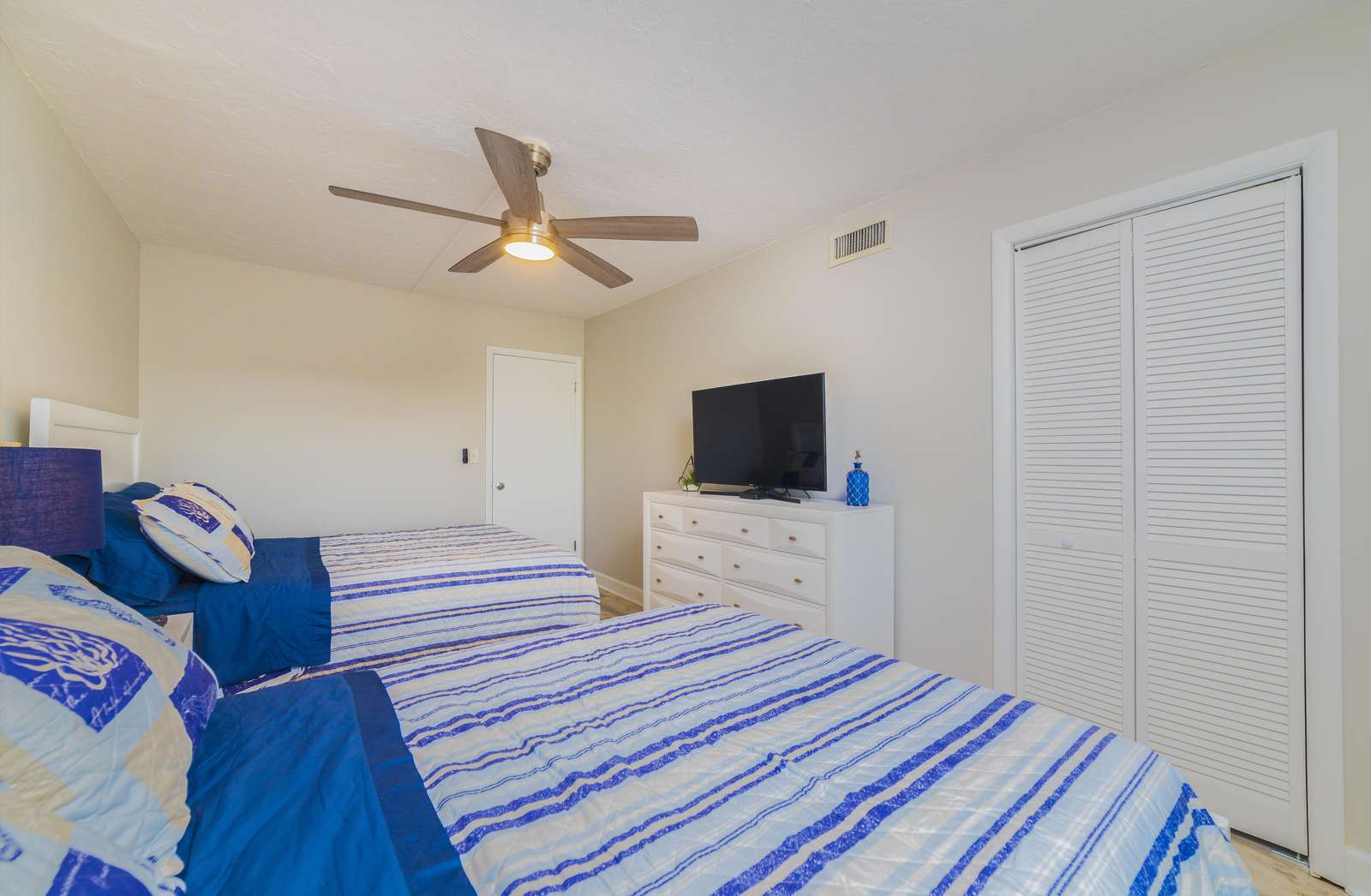 Guest Bedroom with two double beds