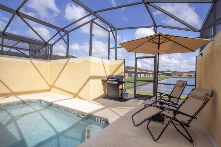 8939 – Paradise Palms Resort Preview 0
