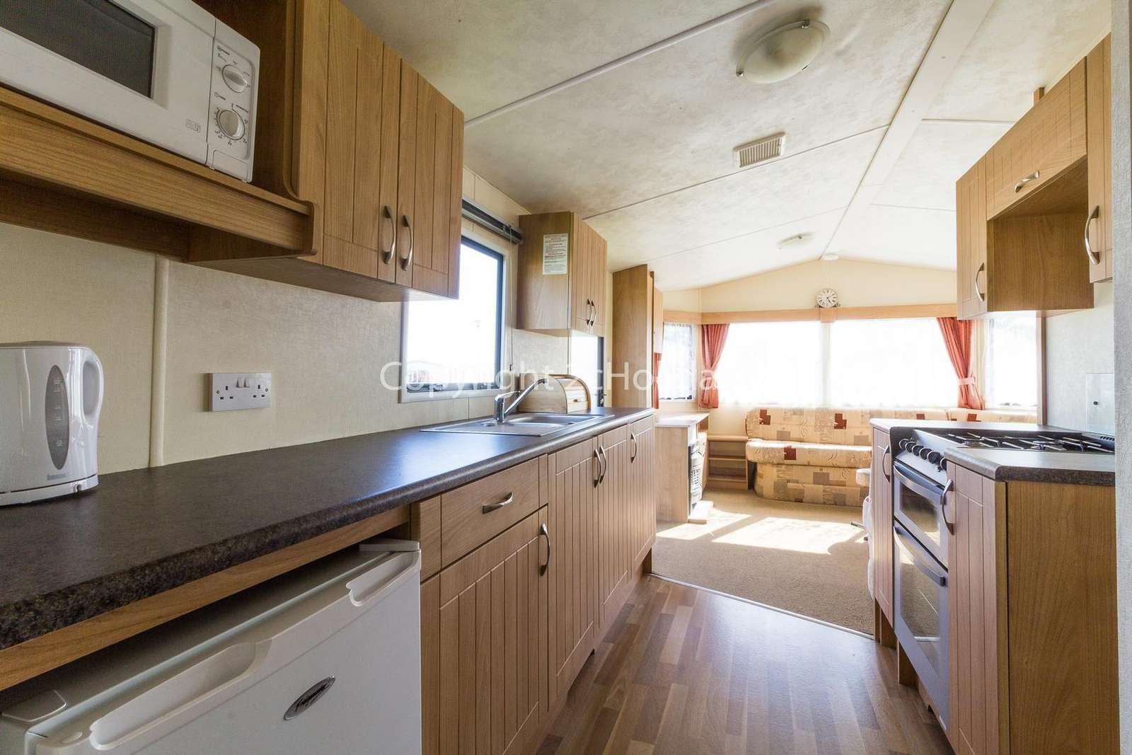 Fully equipped kitchen, perfect for self-catering holidays!