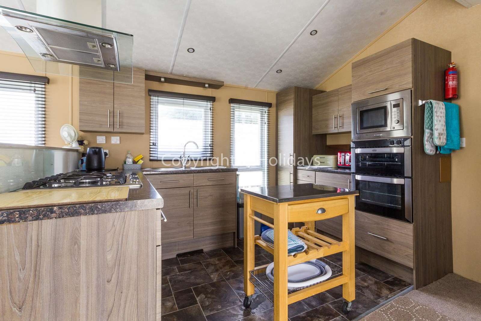 Fully equipped modern kitchen, perfect for self-catering holidays!