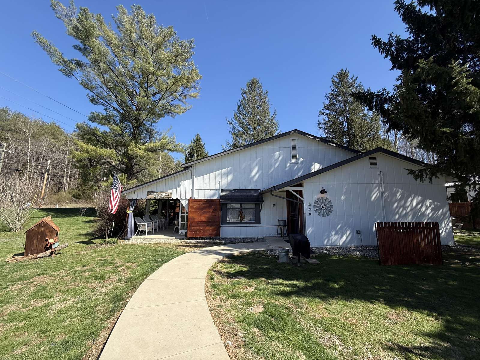 Harper Valley Cottage Preview 0