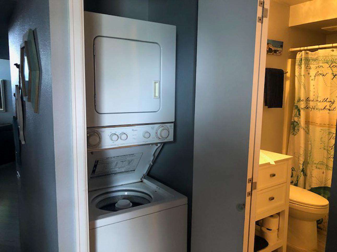 Washer & Dryer in Unit